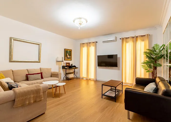 House Sevillana 6 *
